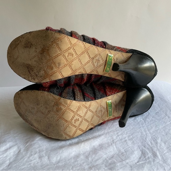 L.A.M.B. Stilleto booties heels plaid lamb sz 9 women’s red gray euc laceup heel - Picture 6 of 10